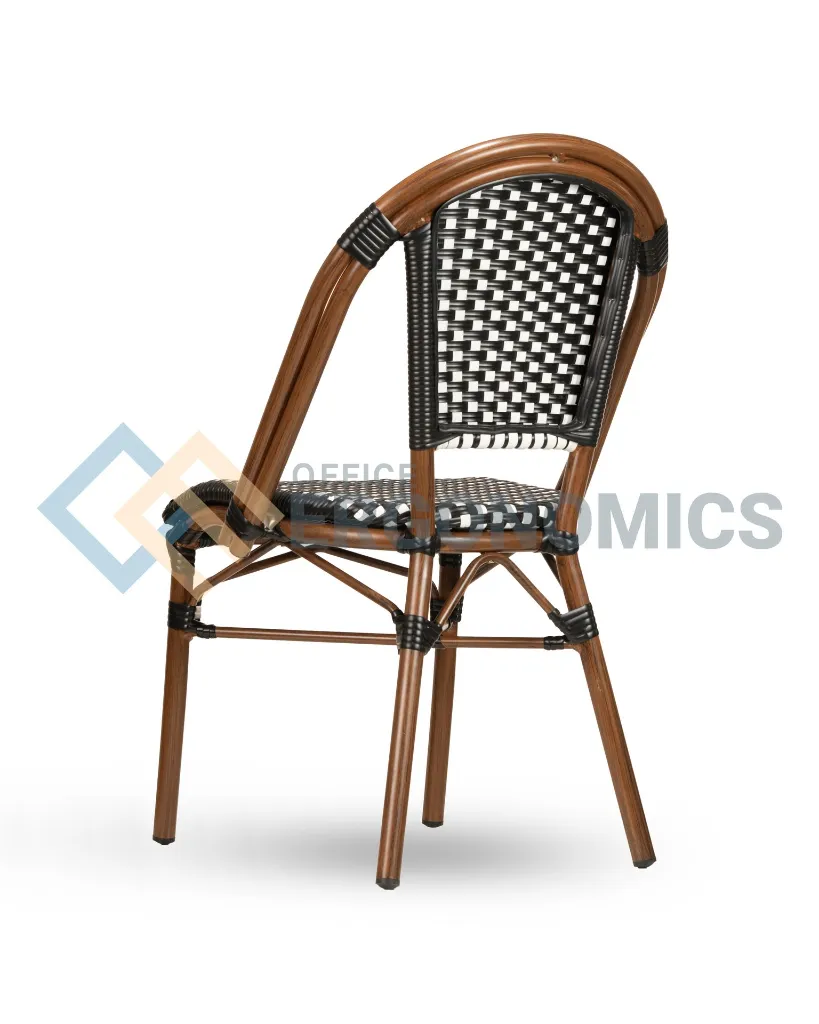 Leona BL.webp